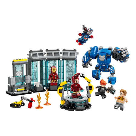 Конструктор LEGO Marvel Super Heroes "Лаборатория Железного человека: комната с броней" (76315)